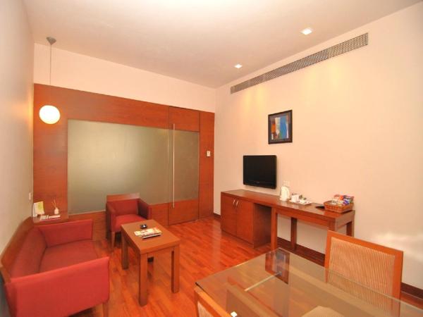 Hotel Studio Estique : photo 2 de la chambre suite lit king-size