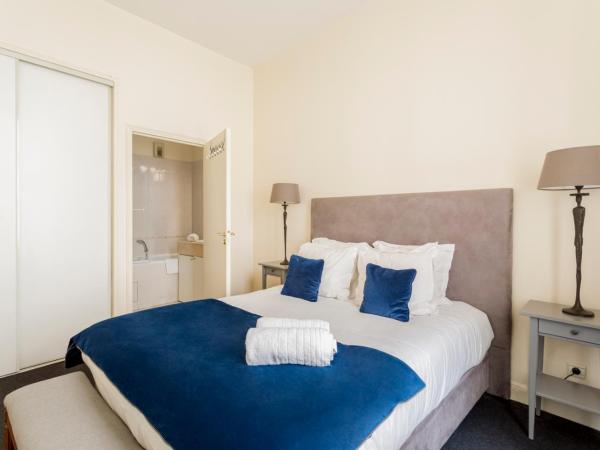 Faubourg Saint-Honore 1 BDR : photo 3 de la chambre appartement
