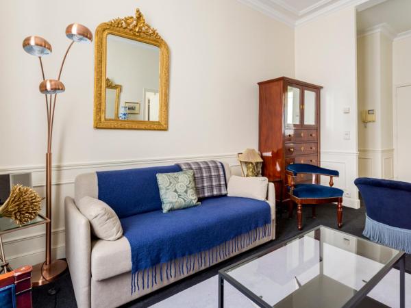 Faubourg Saint-Honore 1 BDR : photo 6 de la chambre appartement