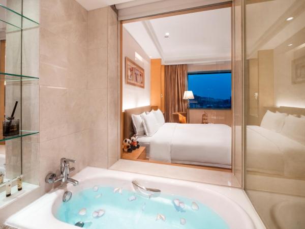 Millennium Hotel Chengdu : photo 3 de la chambre chambre double deluxe