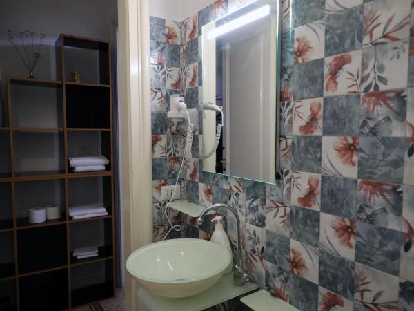 B&B Villa Pallante : photo 1 de la chambre chambre deluxe (2 adultes + 1 enfant)