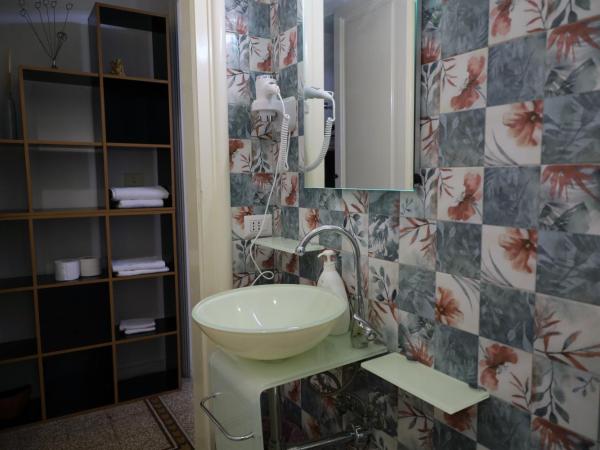 B&B Villa Pallante : photo 2 de la chambre chambre deluxe (2 adultes + 1 enfant)