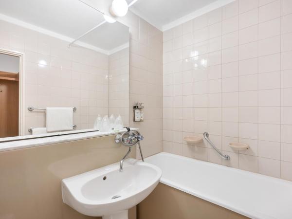 Danubius Hotel Annabella : photo 6 de la chambre chambre double standard avec balcon 