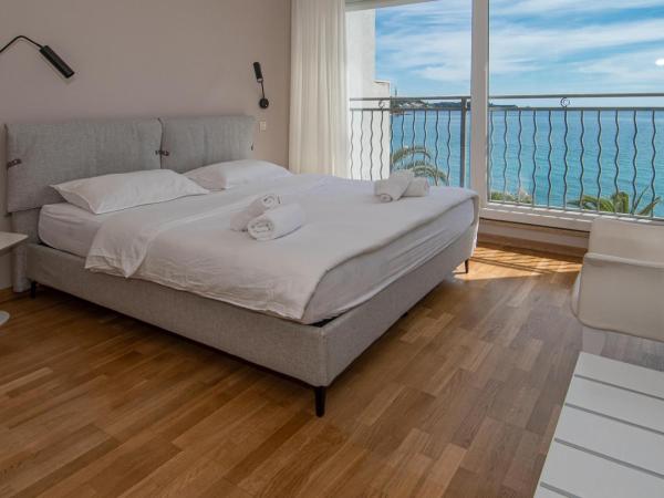 Bed & Breakfast Blu Locanda : photo 1 de la chambre chambre double - vue sur mer
