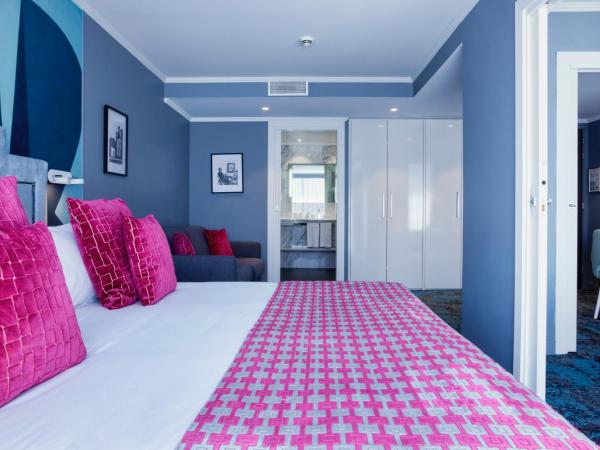 Juliana Hotel Cannes : photo 2 de la chambre suite familiale avec balcon