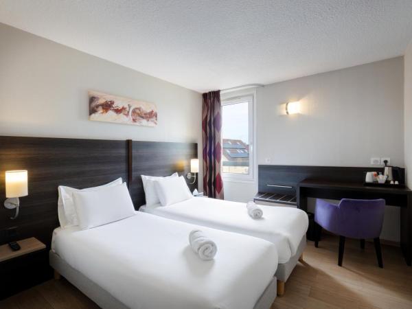 Kyriad Belfort Centre Gare : photo 1 de la chambre chambre lits jumeaux