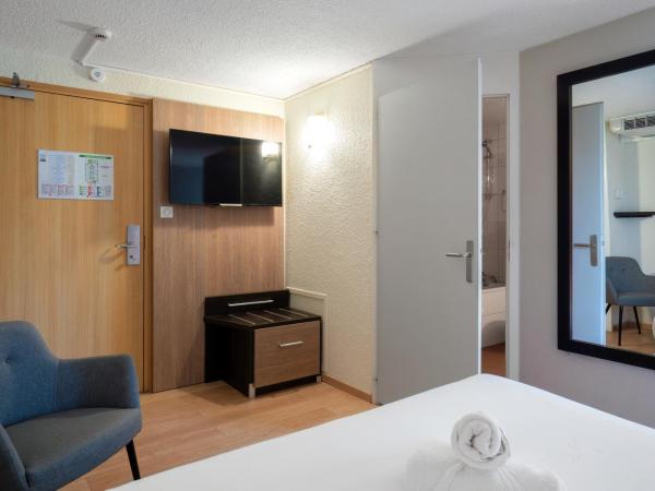 Kyriad Belfort Centre Gare : photo 1 de la chambre chambre lit double supérieure