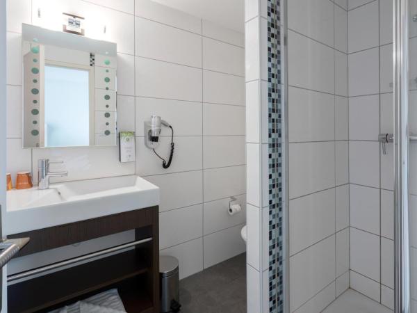 Kyriad Belfort Centre Gare : photo 6 de la chambre chambre lit double supérieure