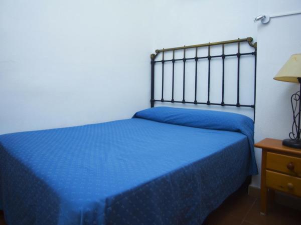 Pensión Santa María la Blanca : photo 3 de la chambre chambre lits jumeaux avec salle de bains privative