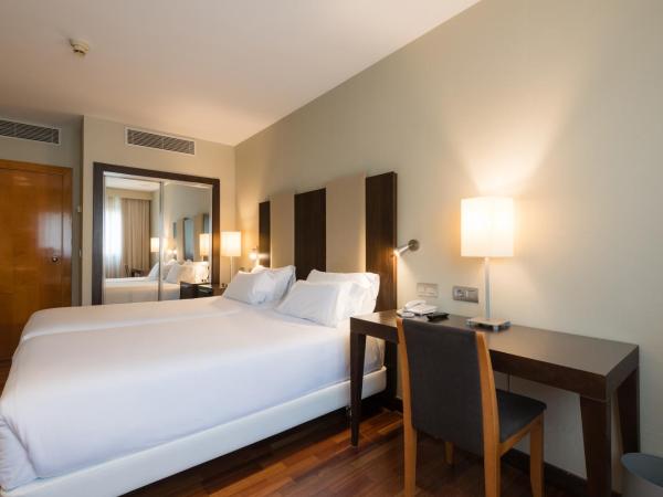 Hotel Ciudad de Valladolid : photo 3 de la chambre chambre lits jumeaux standard