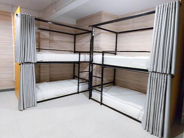 Nappark Hostel @Khao San : photo 7 de la chambre lit dans dortoir mixte de 8 lits