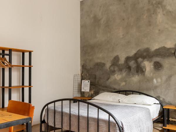 Chez Zany Boutique Hostel - Santa Teresa : photo 2 de la chambre chambre double standard avec ventilateur