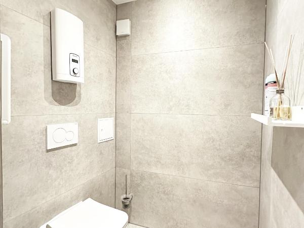 BLK Hostel : photo 4 de la chambre chambre double standard avec salle de bains commune