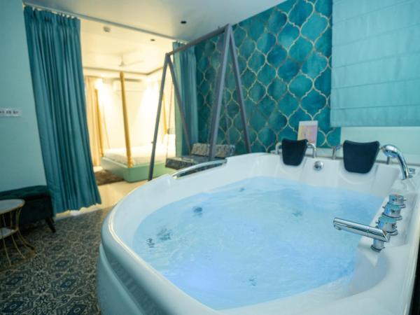 Orsom Stays - Sector 42 Gurgaon : photo 2 de la chambre chambre lit king-size supérieure