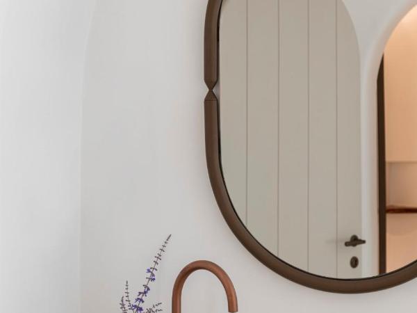 Canaves Ena - Small Luxury Hotels of the World : photo 6 de la chambre suite classique - vue sur caldera