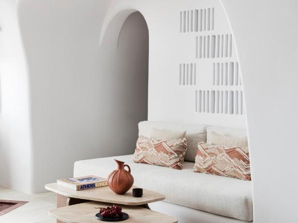 Canaves Ena - Small Luxury Hotels of the World : photo 3 de la chambre suite junior - vue sur caldeira