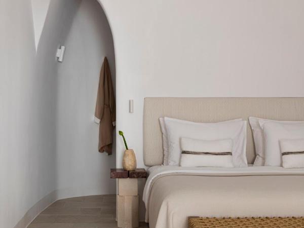 Canaves Ena - Small Luxury Hotels of the World : photo 5 de la chambre suite junior - vue sur caldeira