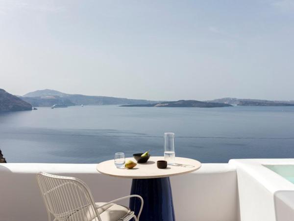 Canaves Ena - Small Luxury Hotels of the World : photo 2 de la chambre suite supérieure avec bassin profond