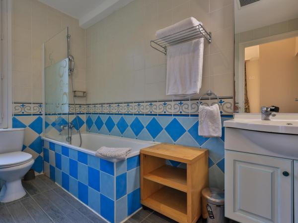 Emeraude Résidence Hotelière : photo 1 de la chambre chambre avec balcon beaulieu-sur-mer