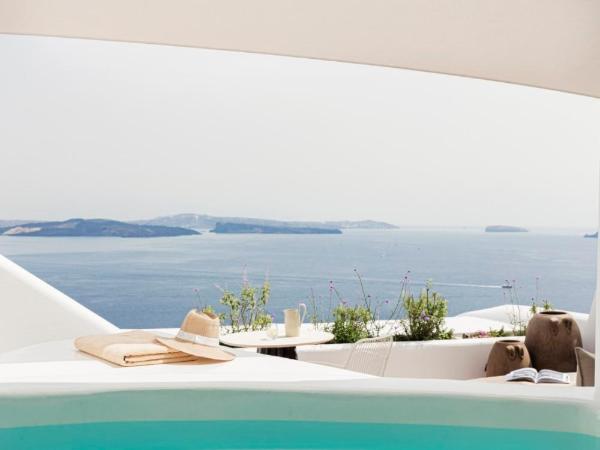 Canaves Ena - Small Luxury Hotels of the World : photo 7 de la chambre suite lune de miel avec bassin profond