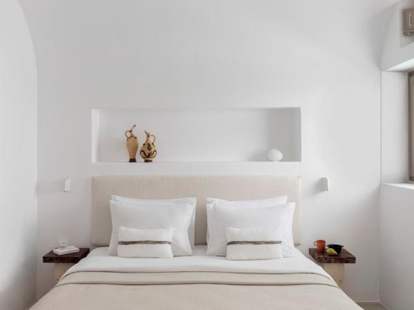 Canaves Ena - Small Luxury Hotels of the World : photo 10 de la chambre suite lune de miel avec bassin profond