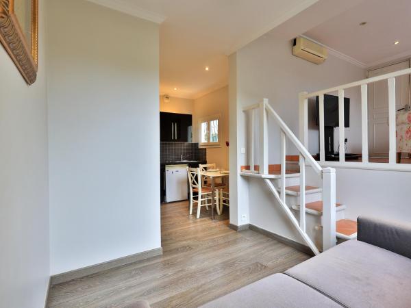 Emeraude Résidence Hotelière : photo 5 de la chambre hébergement 1 chambre deluxe cannes