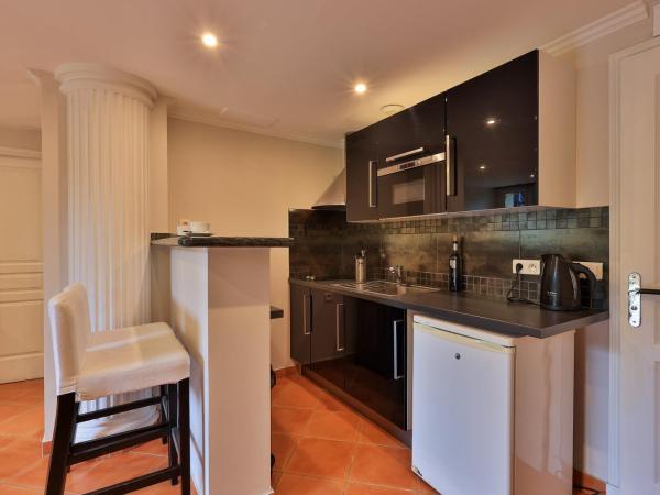 Emeraude Résidence Hotelière : photo 7 de la chambre appartement - rez-de-chaussée