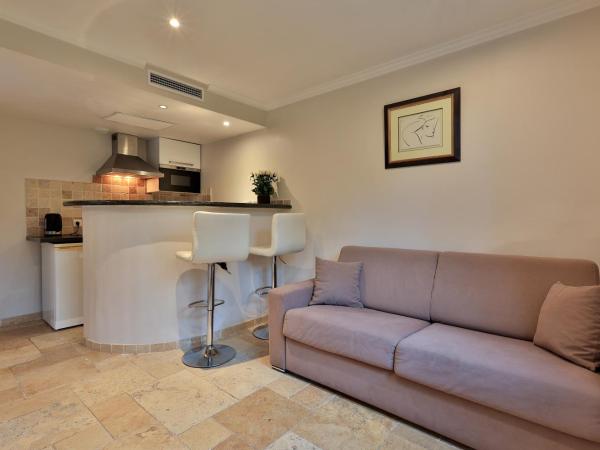 Emeraude Résidence Hotelière : photo 9 de la chambre chambre deluxe juan les pins