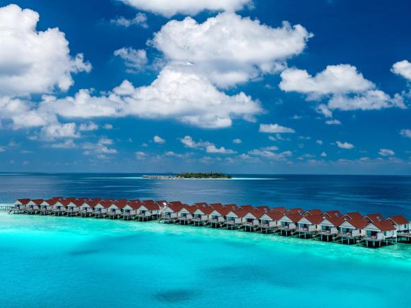 OBLU SELECT Lobigili - Premium All-Inclusive with Free Transfers : photo 2 de la chambre villa sur l'eau