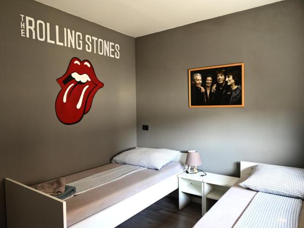 Rock Rooms Pula : photo 7 de la chambre chambre lits jumeaux avec salle de bains