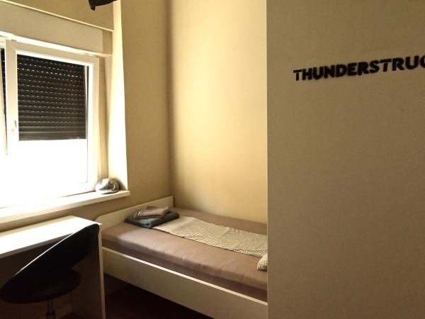 Rock Rooms Pula : photo 7 de la chambre chambre lits jumeaux avec salle de bains