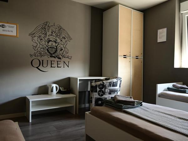 Rock Rooms Pula : photo 4 de la chambre chambre lits jumeaux avec salle de bains