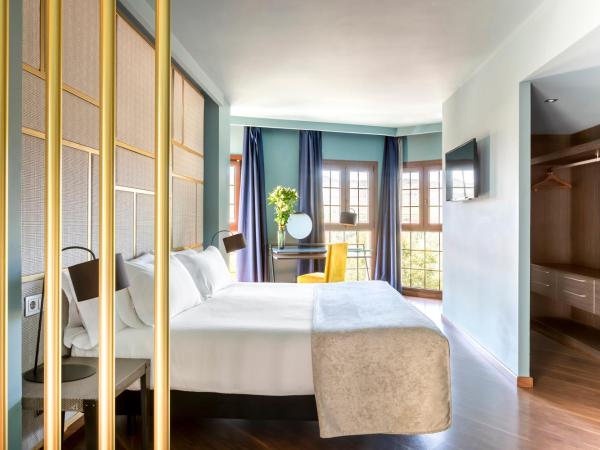 Pamplona Catedral Hotel : photo 7 de la chambre suite