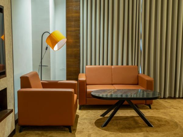 Hotel Mivaante : photo 3 de la chambre suite lit king-size