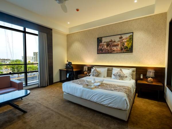 Hotel Mivaante : photo 7 de la chambre suite lit king-size