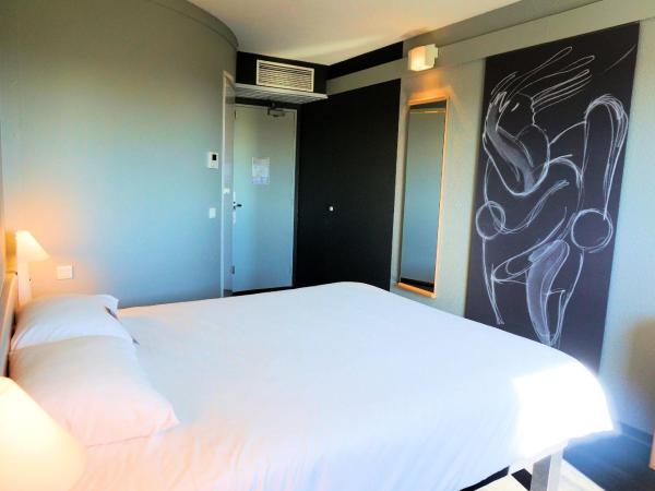 ibis Auch : photo 2 de la chambre chambre standard avec 1 lit double
