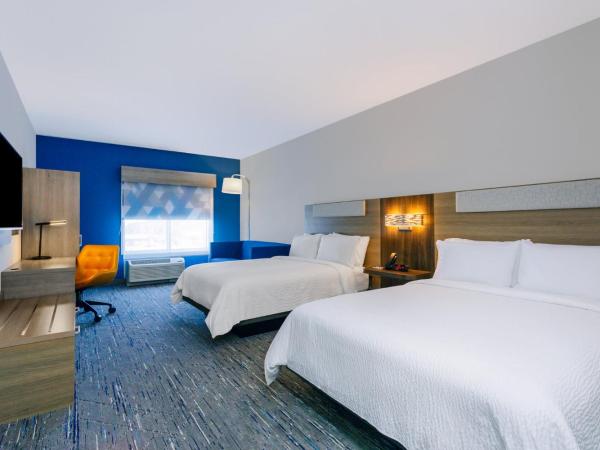 Holiday Inn Express & Suites Tampa Stadium - Airport Area, an IHG Hotel : photo 4 de la chambre suite avec 2 lits queen-size