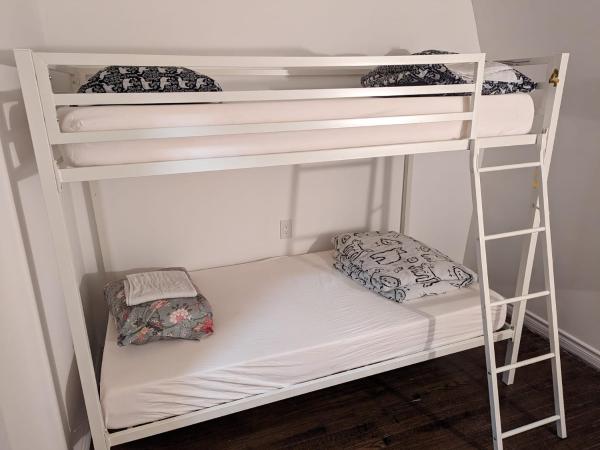 The Parkdale Hostellerie : photo 1 de la chambre lit dans dortoir pour hommes de 4 lits