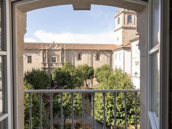 Hotel Montes : photo 10 de la chambre suite junior - vue sur jardin