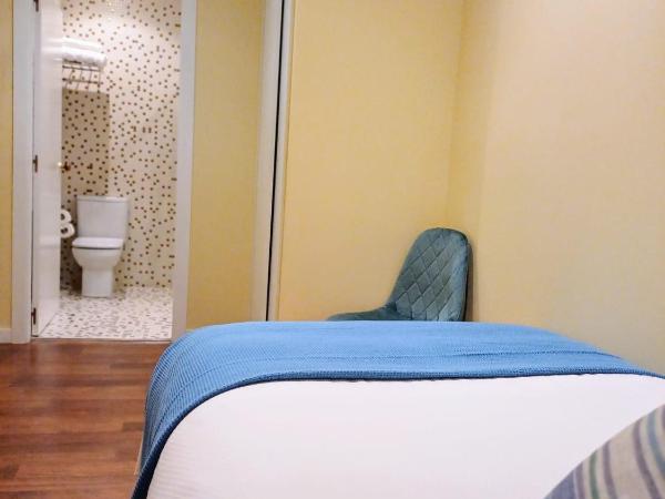 Hotel Montes : photo 4 de la chambre chambre simple