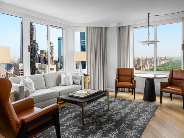 The Luxury Collection Hotel Manhattan Midtown : photo 2 de la chambre suite premium 1 chambre lit king-size avec canapé-lit - vue sur parc