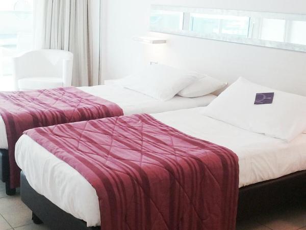 Mercure Hotel Rimini Artis : photo 3 de la chambre chambre lits jumeaux classique avec balcon