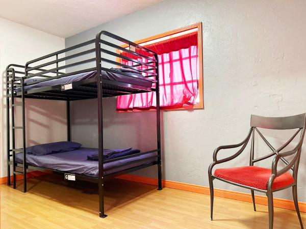 Sin City Hostel : photo 6 de la chambre lit simple dans dortoir pour femmes