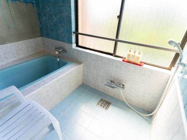 Tokyo Guest House Ouji Music Lounge : photo 10 de la chambre japanese room with private bathroom - non-smoking