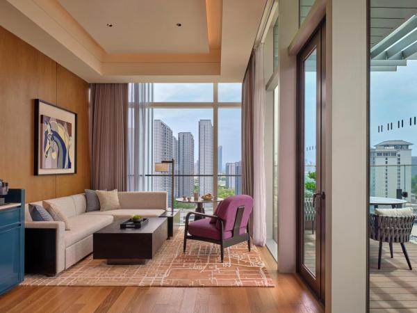 Hyatt Centric Gaoxin Xi'An : photo 2 de la chambre suite lit king-size deluxe avec balcon
