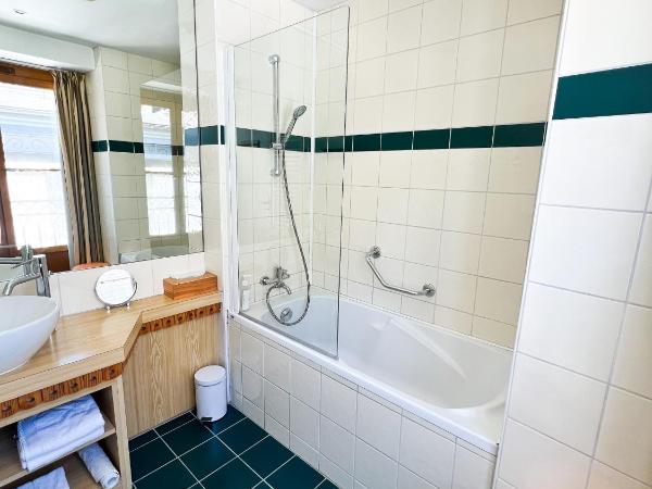 Hôtel Le Bois Joli : photo 7 de la chambre chambre double supérieure