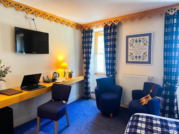 Hôtel Le Bois Joli : photo 7 de la chambre chambre triple supérieure