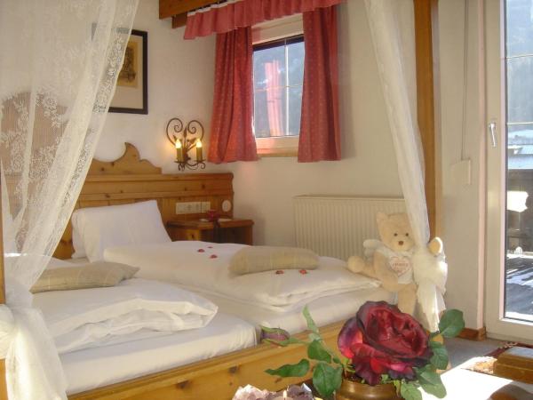 Alp Art Hotel Götzens : photo 1 de la chambre suite familiale