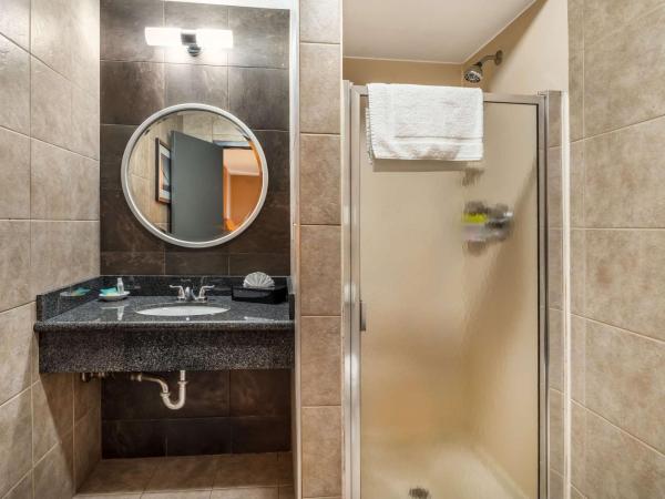 La Luna Inn, Ascend Hotel Collection : photo 6 de la chambre grande chambre lit king-size - non-fumeurs