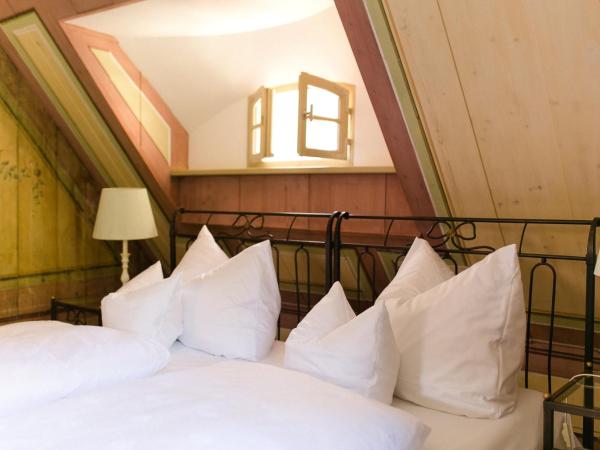 Hotel Villa Sorgenfrei & Restaurant Atelier Sanssouci : photo 1 de la chambre chambre double - himmelreichzimmer